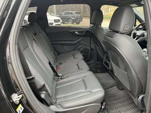 Used 2025 Audi Q7 3.0T Premium Plus image 13