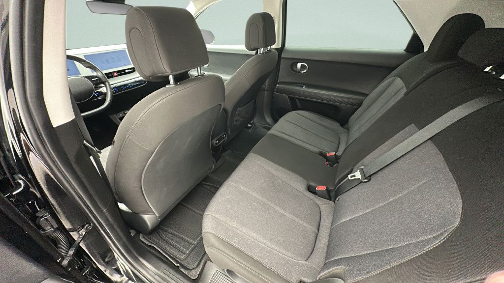 Used 2024 Hyundai Ioniq 5 SE AWD/4WD image 9