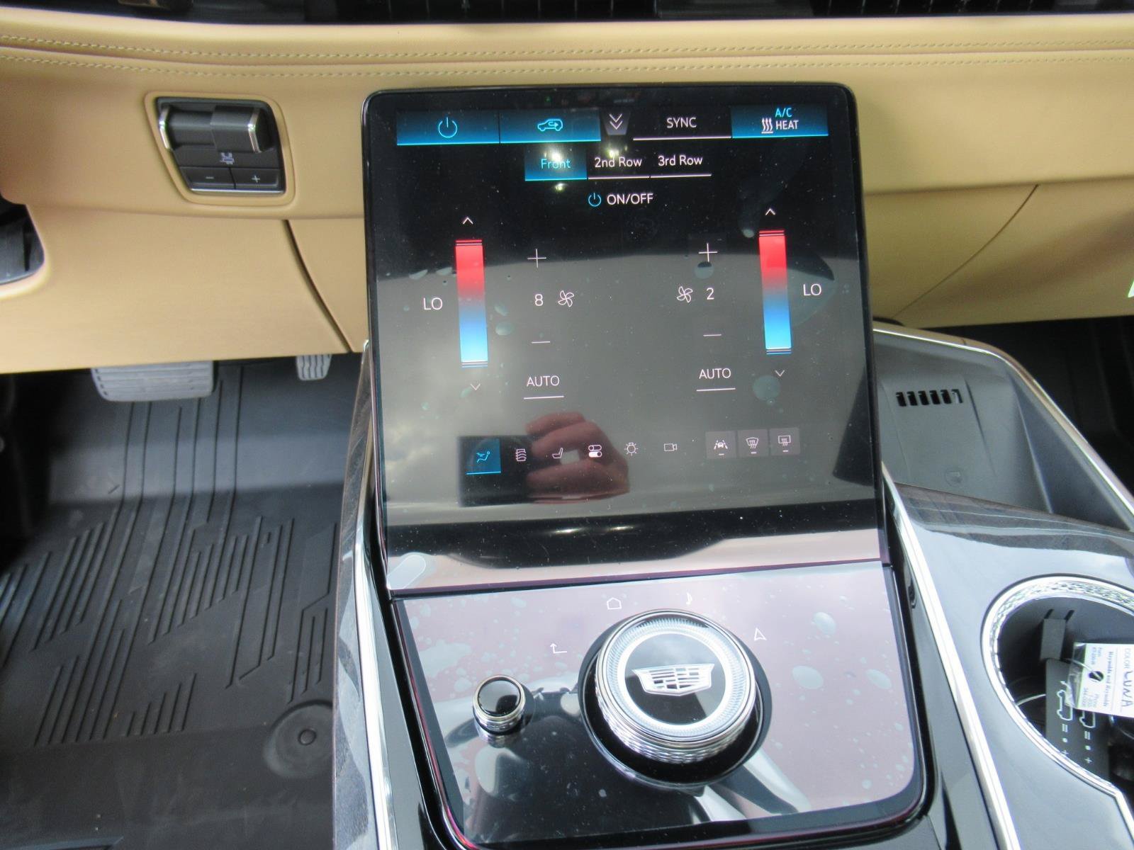 New 2026 Cadillac Escalade IQ Sport 2 w/ LPO, ONYX Package AWD/4WD image 29