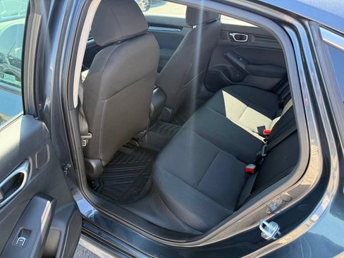 Used 2023 Honda Civic EX image 6
