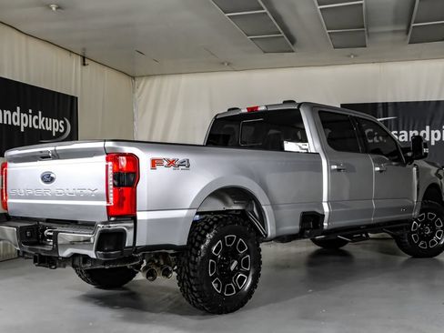 Used 2023 Ford F250 Lariat w/ FX4 Off-Road Package AWD/4WD image 8