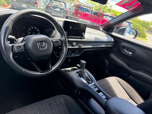 Used 2024 Honda HR-V Sport image 23