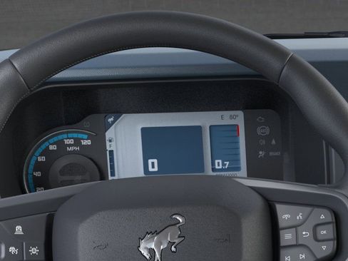 New 2024 Ford Bronco Outer Banks w/ Sasquatch Package image 13