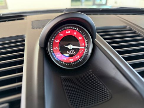 Used 2025 Porsche 911 Carrera GTS image 35