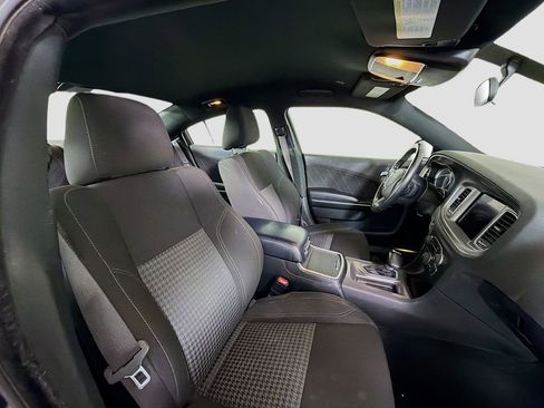 Used 2023 Dodge Charger SXT image 28