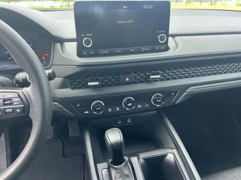 Used 2024 Honda Accord EX image 18