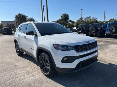 New 2026 Jeep Compass Latitude AWD/4WD image 7