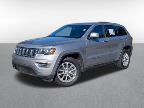 Used 2021 Jeep Grand Cherokee Laredo X image 1