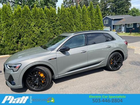 Used 2022 Audi e-tron Chronos AWD/4WD image 5