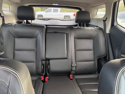 Used 2018 GMC Terrain Denali w/ Advanced Safety Package AWD/4WD image 10