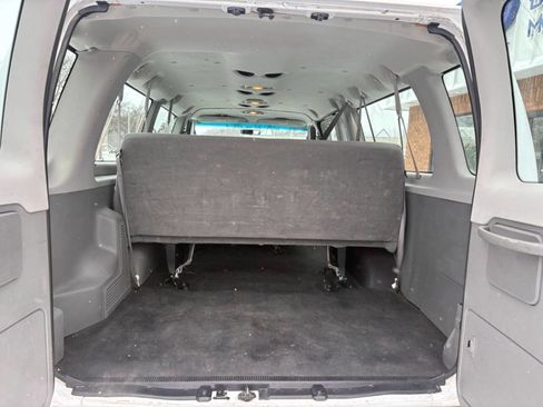 Used 2007 Ford E-350 and Econoline 350 XLT image 19