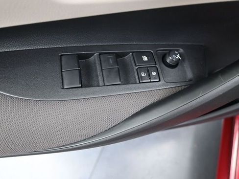 Used 2025 Toyota Corolla LE image 11