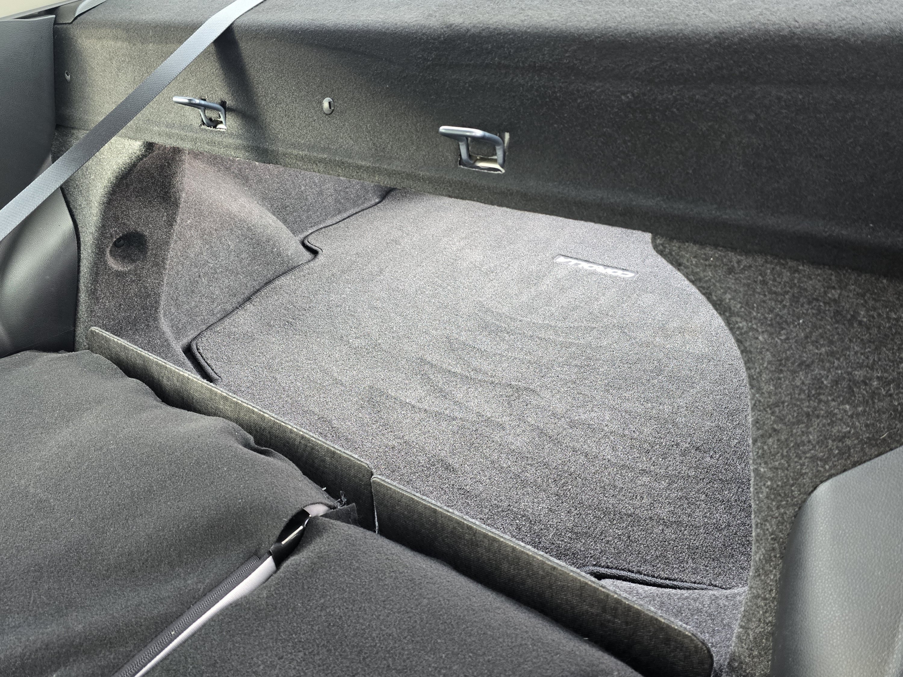 Used 2025 Toyota Corolla LE FWD image 28