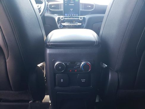 Used 2022 Ford Explorer ST w/ Equipment Group 401A AWD/4WD image 16