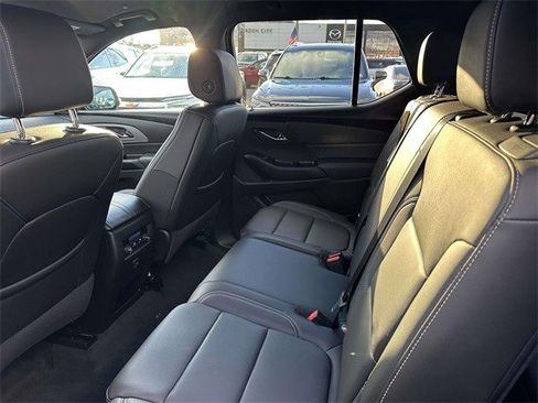 Certified 2023 Chevrolet Traverse LT image 19