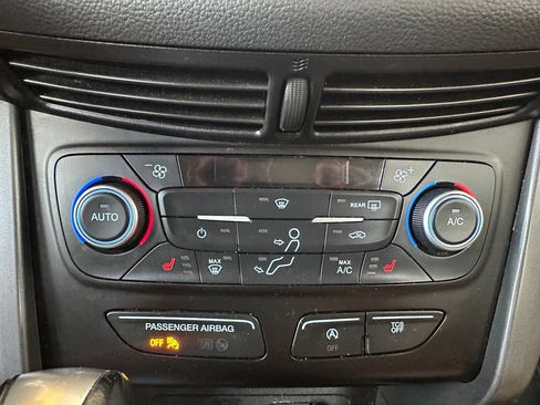 Used 2018 Ford Escape SEL AWD/4WD image 7