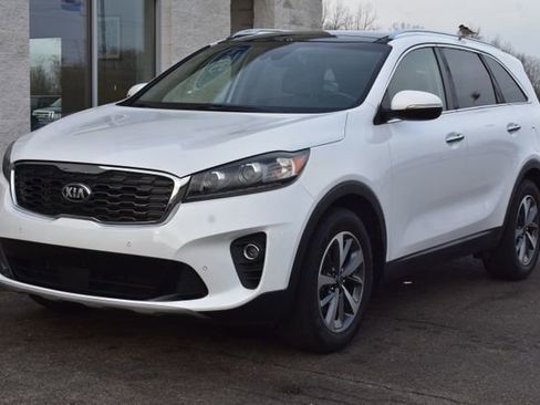 Used 2019 Kia Sorento EX w/ EX Touring Package image 13