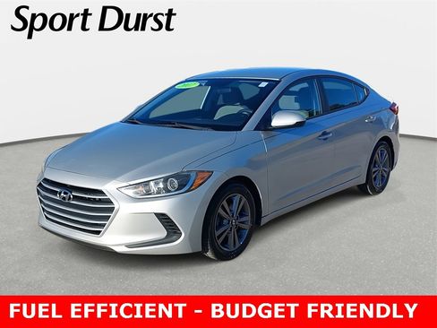 Used 2017 Hyundai Elantra SE image 1