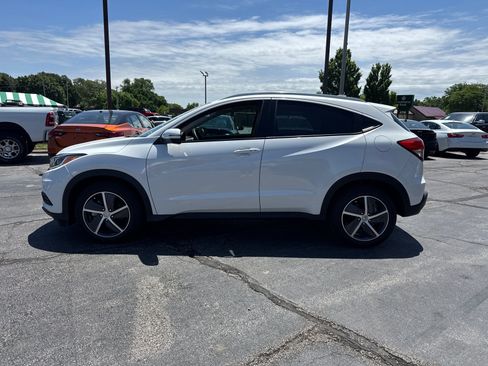 Used 2022 Honda HR-V EX image 3
