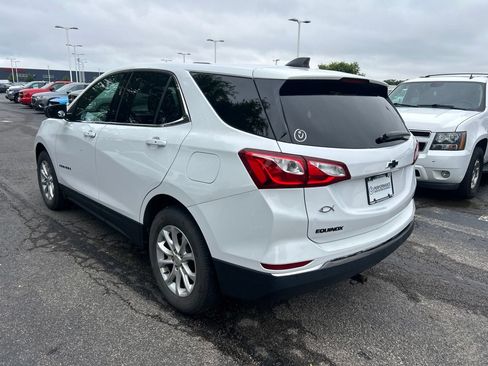 Used 2019 Chevrolet Equinox LT w/ LPO, Blackout Package FWD image 5