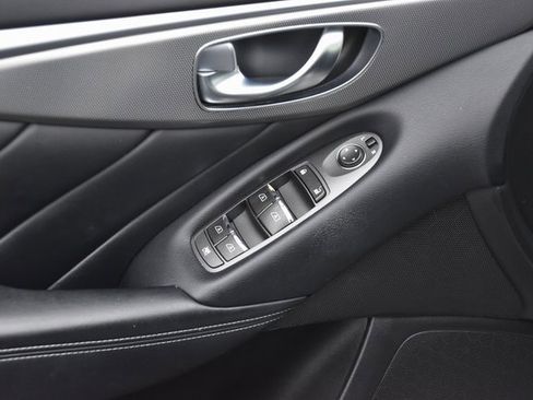 Used 2014 INFINITI Q50 Premium w/ Navigation Package image 27
