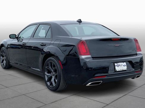 Used 2021 Chrysler 300 S image 11