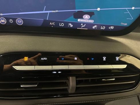 Used 2026 Buick Enclave Preferred FWD image 25