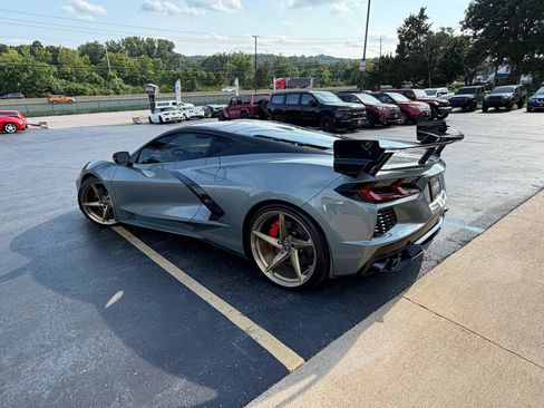 Used 2022 Chevrolet Corvette Stingray Preferred Cpe w/ Z51 Performance Package RWD image 5