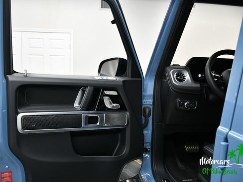 Used 2025 Mercedes-Benz G 63 AMG 4MATIC image 36