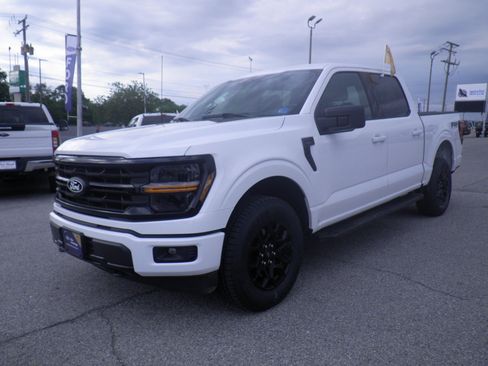 Certified 2025 Ford F150 XLT w/ Equipment Group 301A Standard AWD/4WD image 3