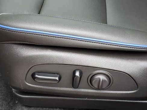 Used 2024 Buick Envista Sport Touring w/ Convenience I Package image 9