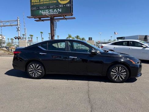 Certified 2025 Nissan Altima 2.5 SV FWD image 7