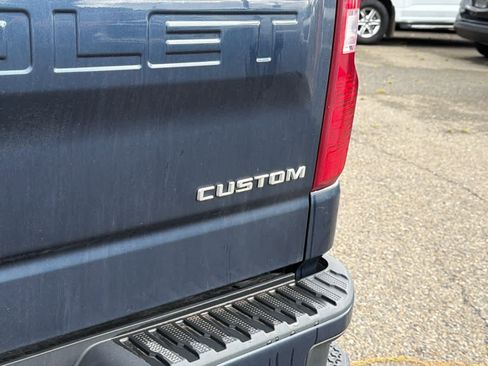 Used 2022 Chevrolet Silverado 1500 Custom image 19