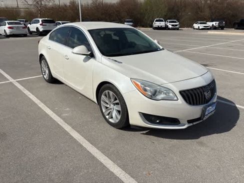 Used 2015 Buick Regal Premium image 7