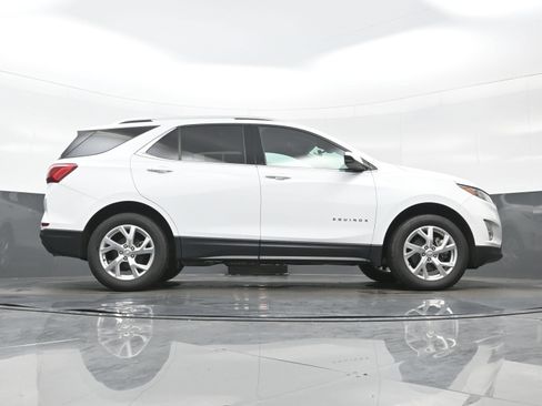 Used 2020 Chevrolet Equinox LT AWD/4WD image 26
