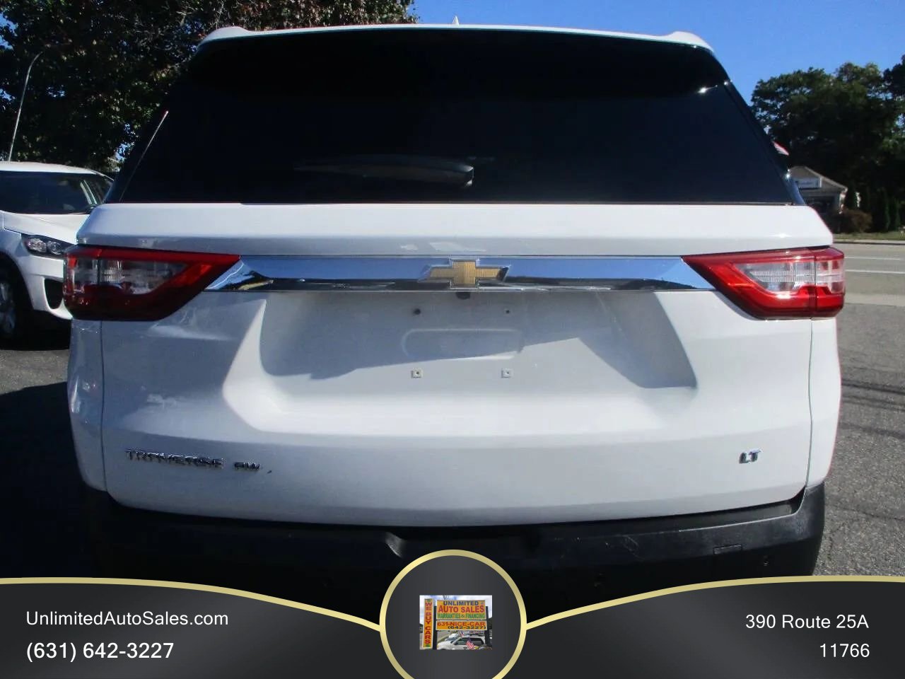 Used 2019 Chevrolet Traverse LT AWD/4WD image 3