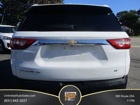 Used 2019 Chevrolet Traverse LT AWD/4WD image 3