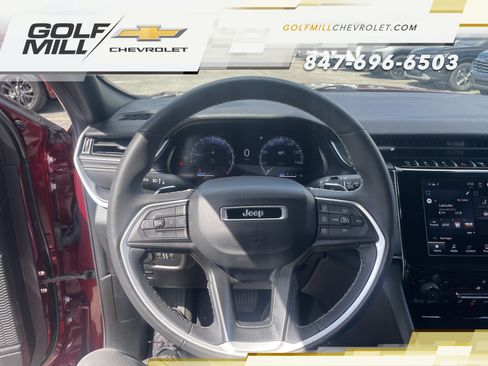 Used 2023 Jeep Grand Cherokee L Laredo AWD/4WD image 18