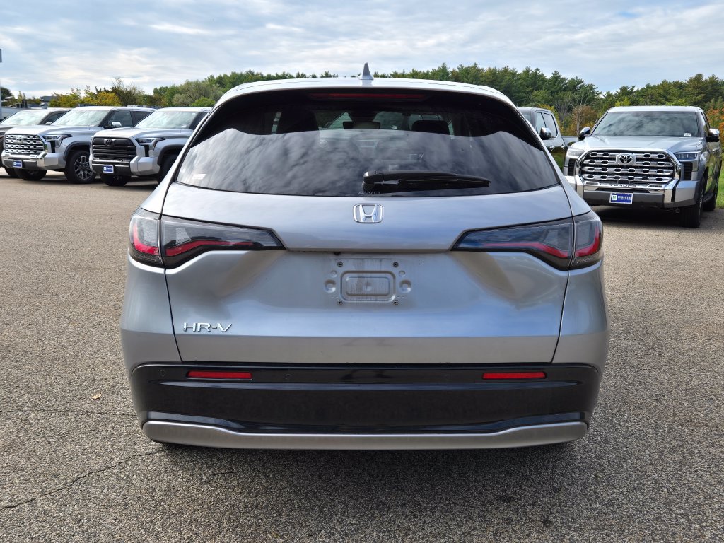 Used 2024 Honda HR-V EX-L image 4