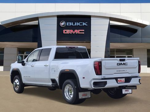 New 2026 GMC Sierra 3500 Denali Ultimate AWD/4WD image 3
