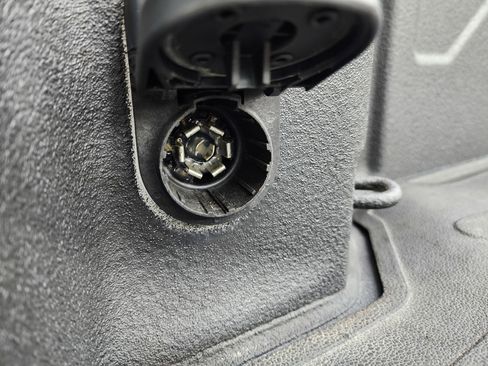 Used 2024 Chevrolet Silverado 3500 LT w/ Convenience Package image 32