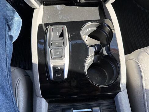 Used 2016 Honda Pilot Elite image 31