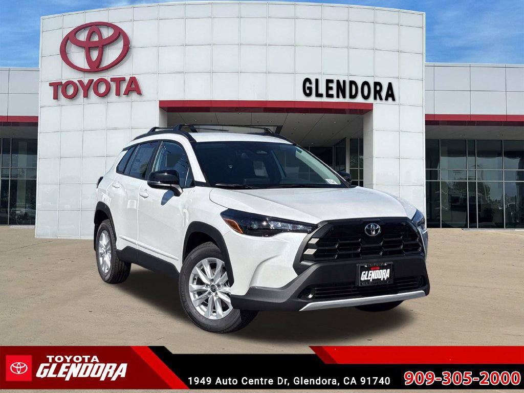 New 2026 Toyota Corolla Cross LE FWD image 2