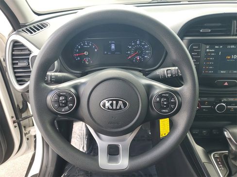 Used 2021 Kia Soul S image 27