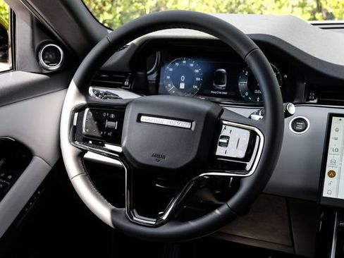 New 2026 Land Rover Range Rover Evoque S AWD/4WD image 23