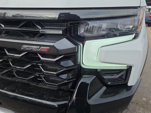 New 2026 Chevrolet Silverado 1500 ZR2 w/ LPO, Dark Essentials Package image 9