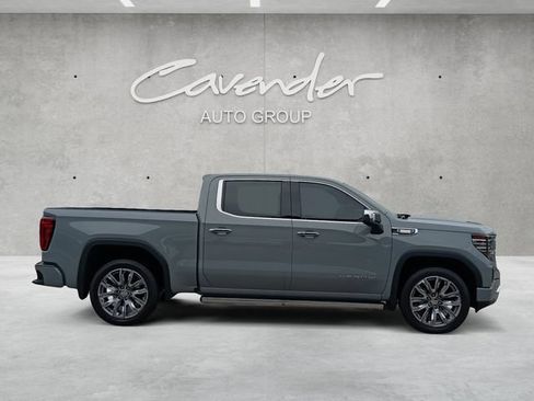 Used 2025 GMC Sierra 1500 Denali AWD/4WD image 17