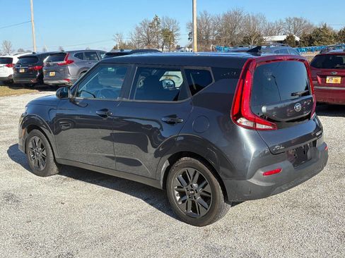 Used 2020 Kia Soul EX image 5