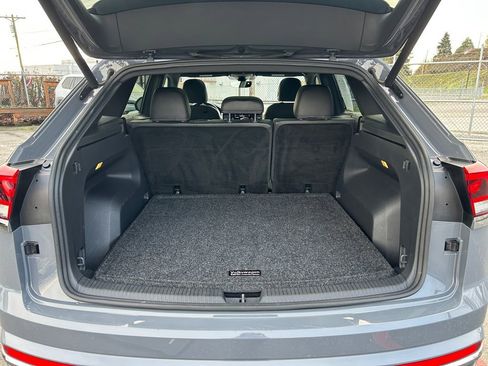 Used 2021 Volkswagen Atlas Cross Sport SEL Premium R-Line image 24