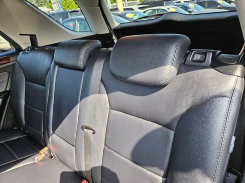 Used 2010 Mercedes-Benz ML 350 4MATIC image 14